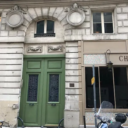 30 Rue Saint-marc Apartment Paris